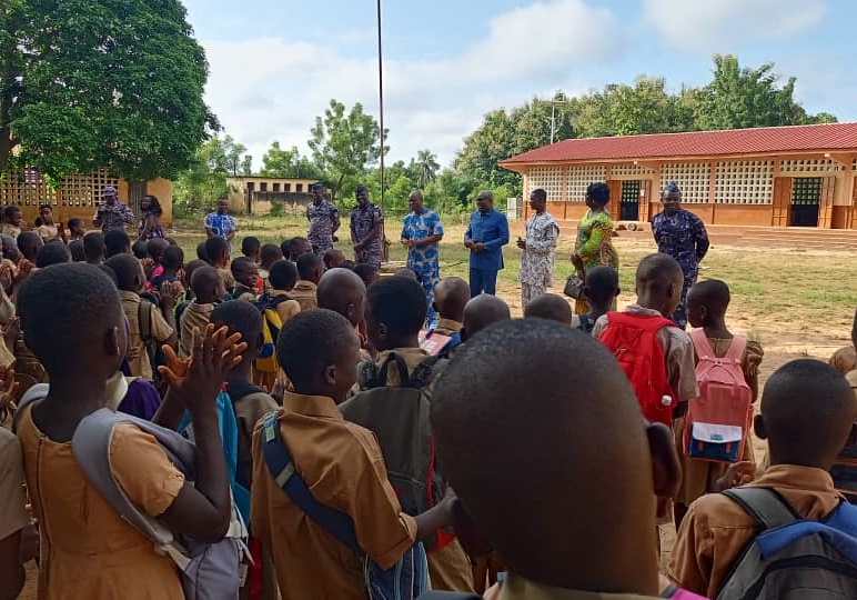 Rentrée scolaire 2026 la Commune Amou 2 au contact des élèves et enseignants à Amou-Oblo